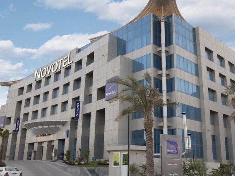 Novotel Dammam Business Park Luaran gambar